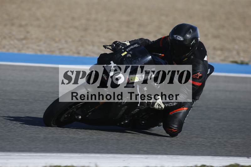 /Archiv-2024/02 29.01.-02.02.2024 Moto Center Thun Jerez/Gruppe schwarz-black/170